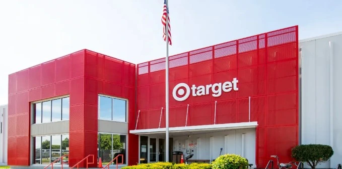 TARGET CEO STEPPING DOWN